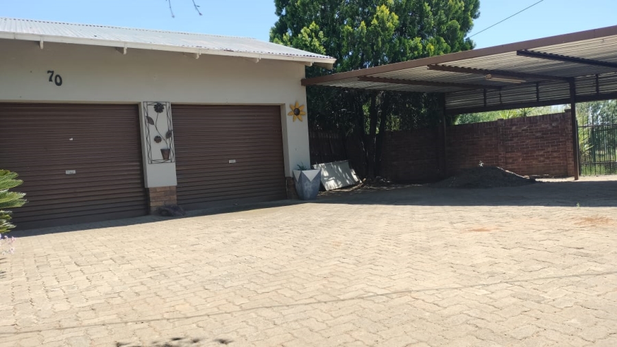 3 Bedroom Property for Sale in Wilgehof Free State